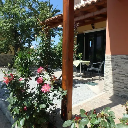 Apartments Fotoula Petra  Exterior photo