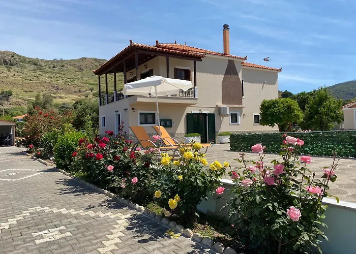 Apartments Fotoula